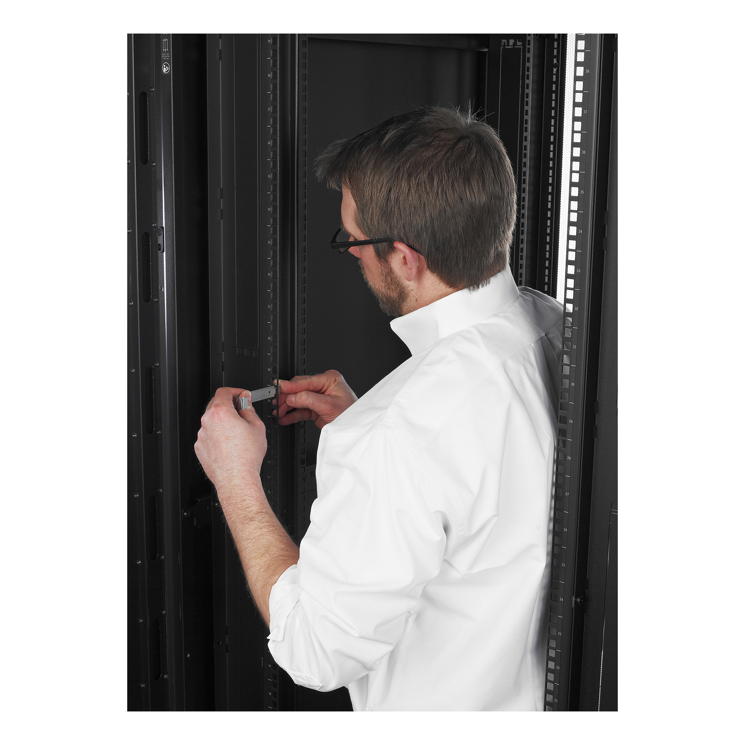 APC NetShelter SV, Server Rack Enclosure, 48U, 800W x 1200D mm, with Sides, Black View 38