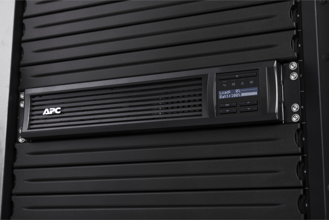 APC Smart-UPS, Line Interactive, 2200VA, Rackmount 2U, 120V, 6x NEMA 5-15R+2x NEMA 5-20R outlets, SmartConnect Port+SmartSlot, AVR, LCD Back View