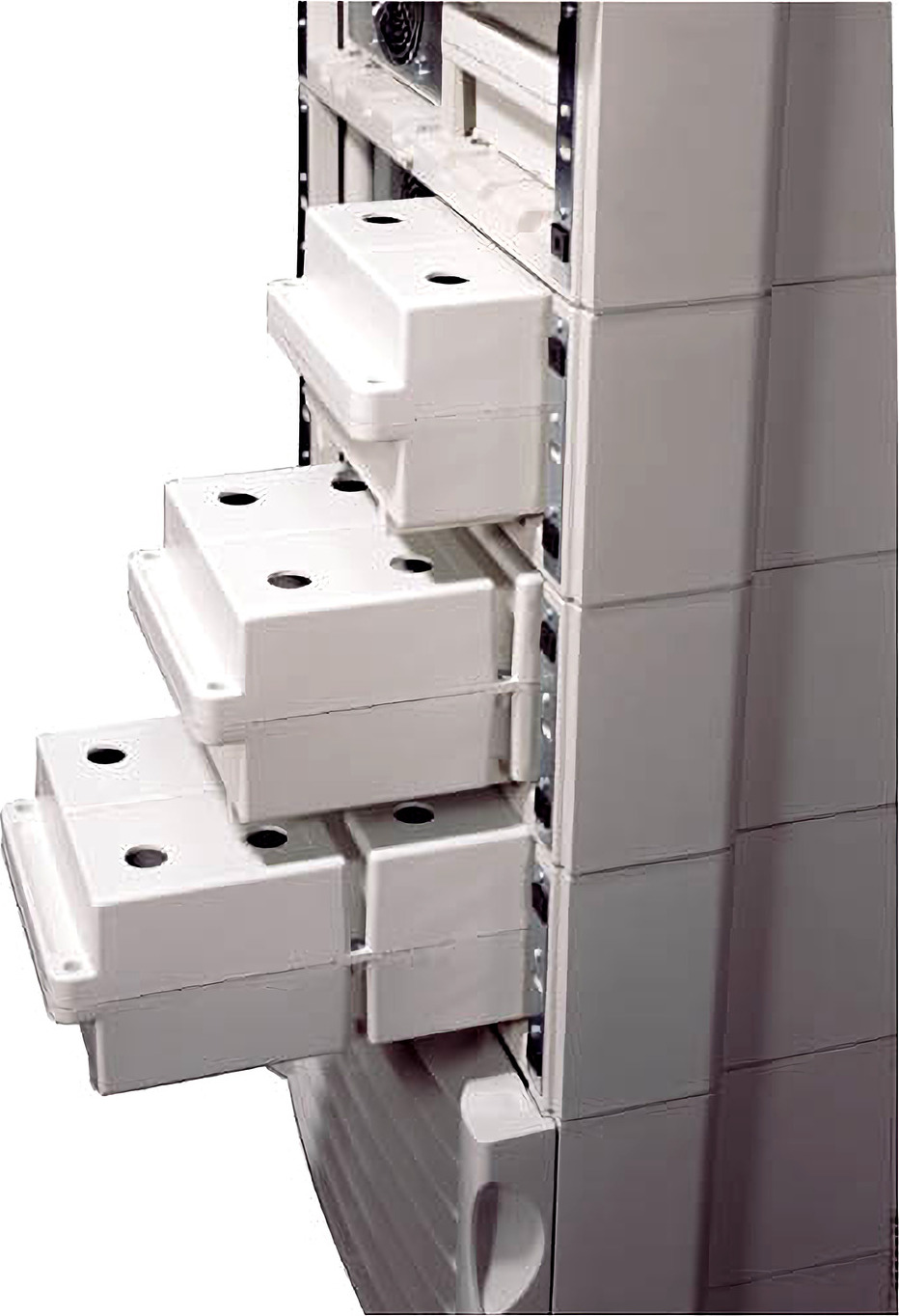 APC Symmetra 4-16kVA Battery Module View 4