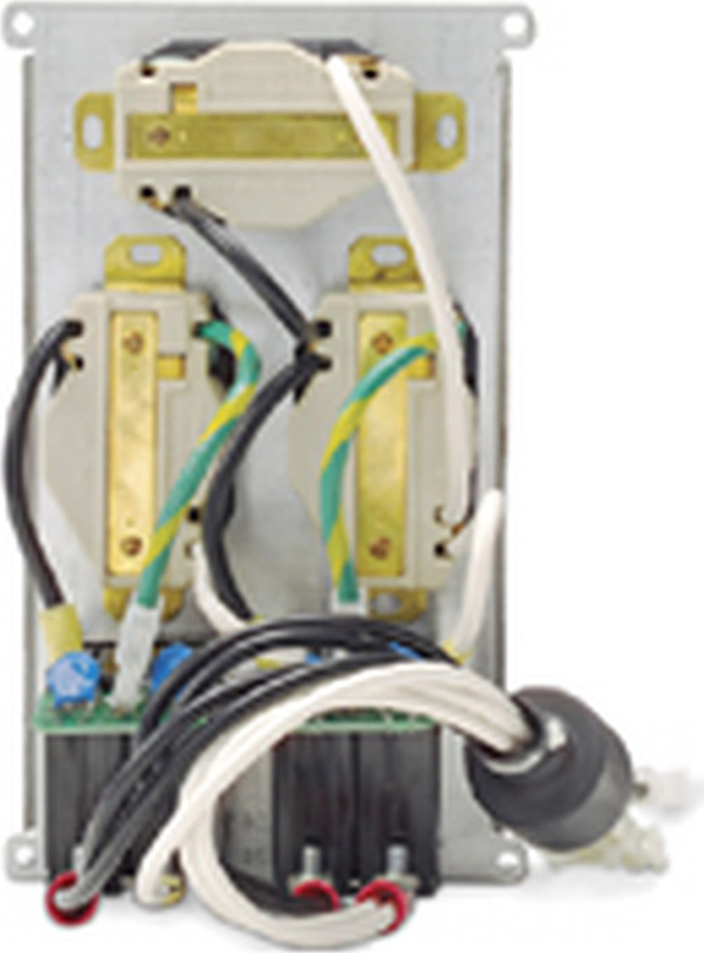 APC Symmetra RM and LX 208V/240V Backplate kit with (3) L6-20R Front View