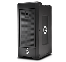 G-SPEED Shuttle XL with Thunderbolt 3 & ev Bay Adapters