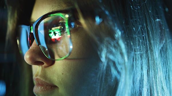 In-depth visibility into iOS network traffic